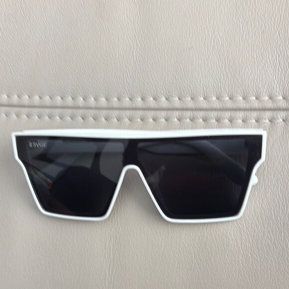 II Savage Dreams Don’t Die Project White Sunglasses - Picture 1 of 5